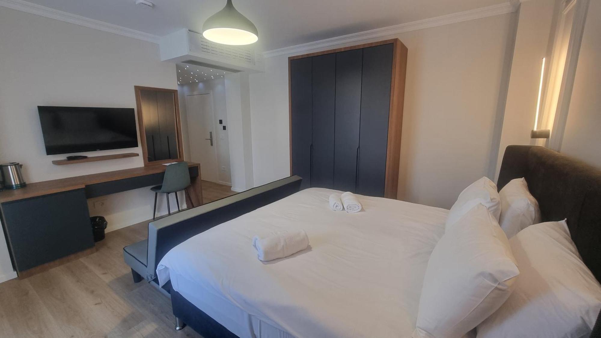 Hotel Luciano ستروغا المظهر الخارجي الصورة